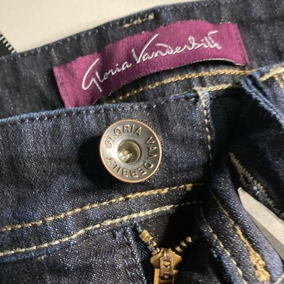 GLORIA VANDERBILT Jeans, dark wash, size 12P‎ - Picture 10 of 15